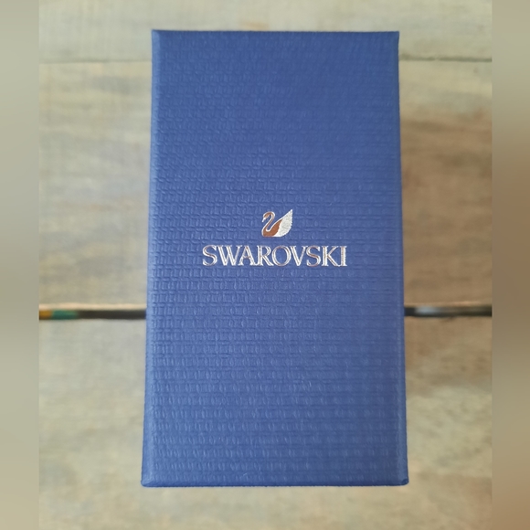 Swarovski Tactic Bangle Bracelet NIB - Picture 7 of 16